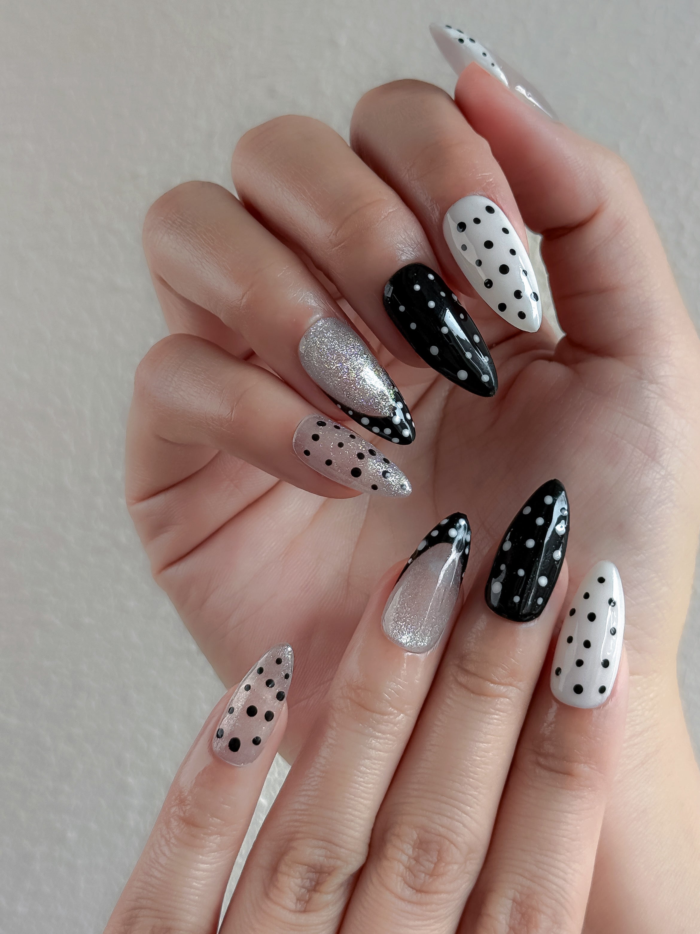Polka- Cat eyes Dot